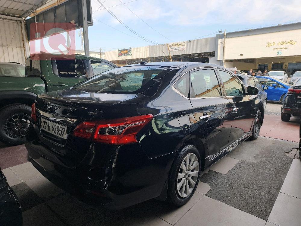 نيسان سنترا